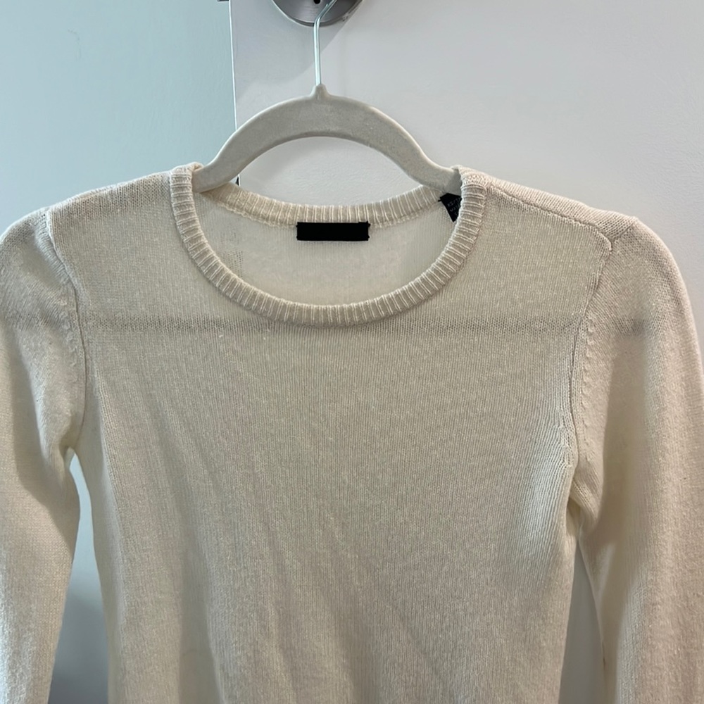 Ultra-light Cashmere Crew Neck Sweater, Cream, Size XS (Brand - ATM)